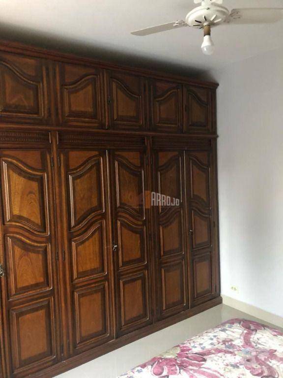 Sobrado à venda com 3 quartos, 219m² - Foto 3