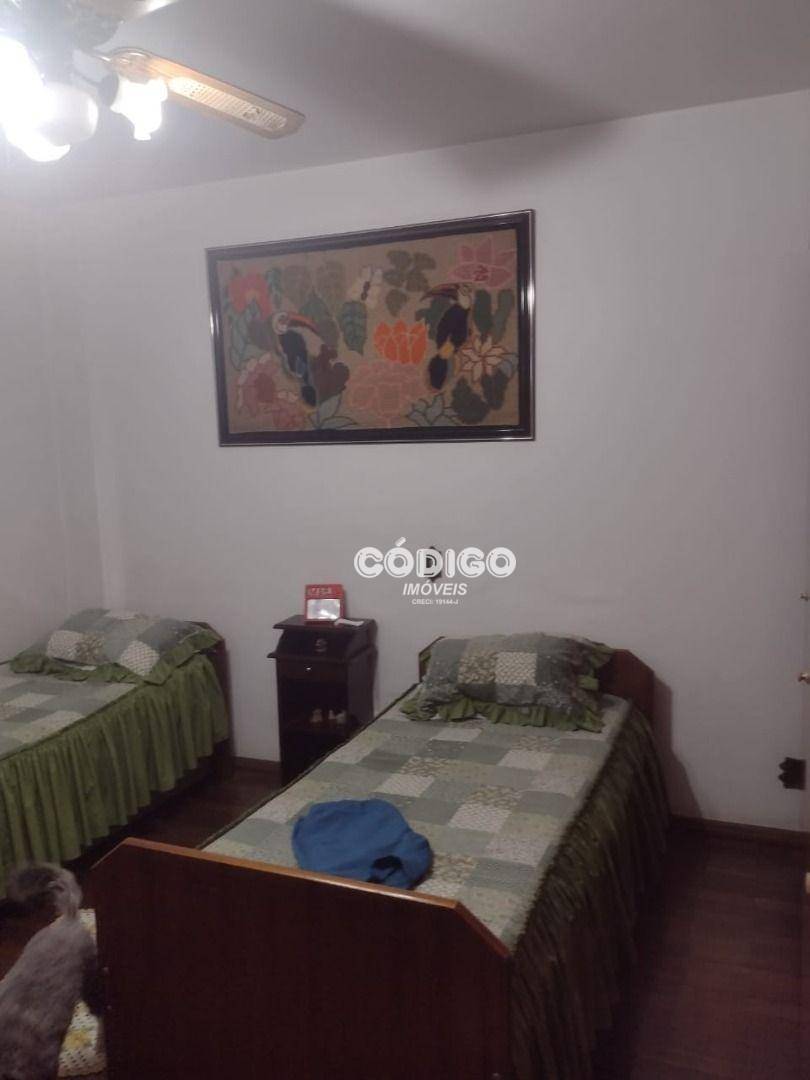 Sobrado à venda com 3 quartos, 268m² - Foto 15