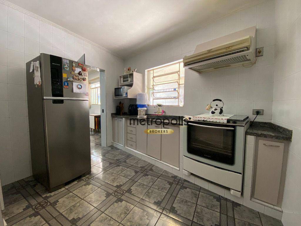 Casa à venda com 3 quartos, 208m² - Foto 28