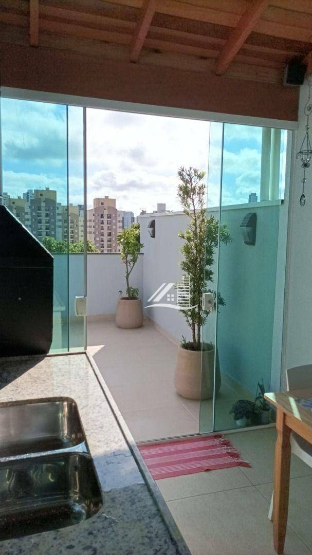 Cobertura à venda com 2 quartos, 94m² - Foto 3