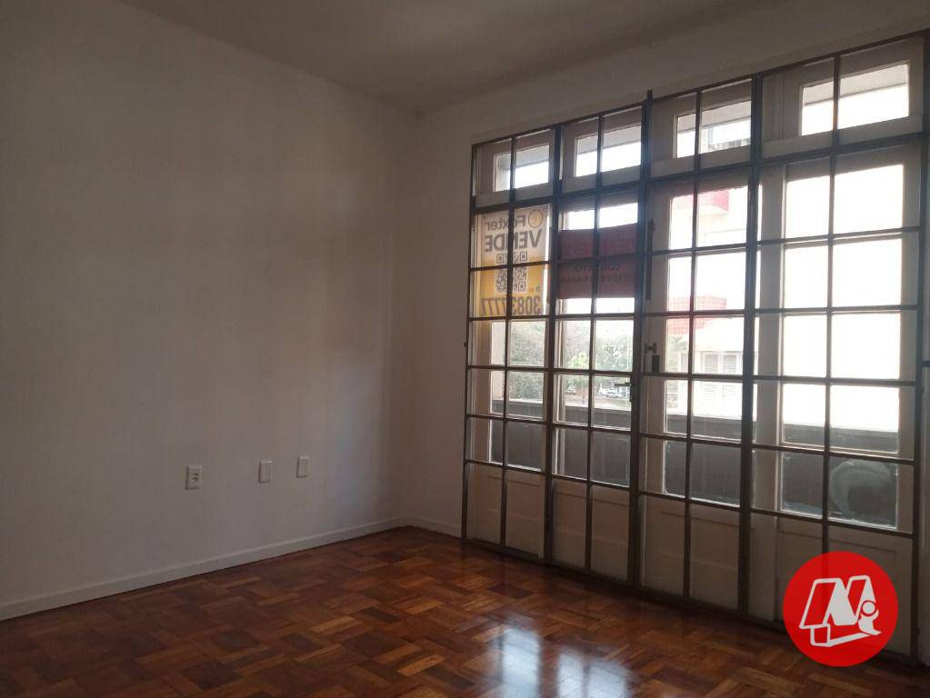 Apartamento à venda com 2 quartos, 78m² - Foto 3