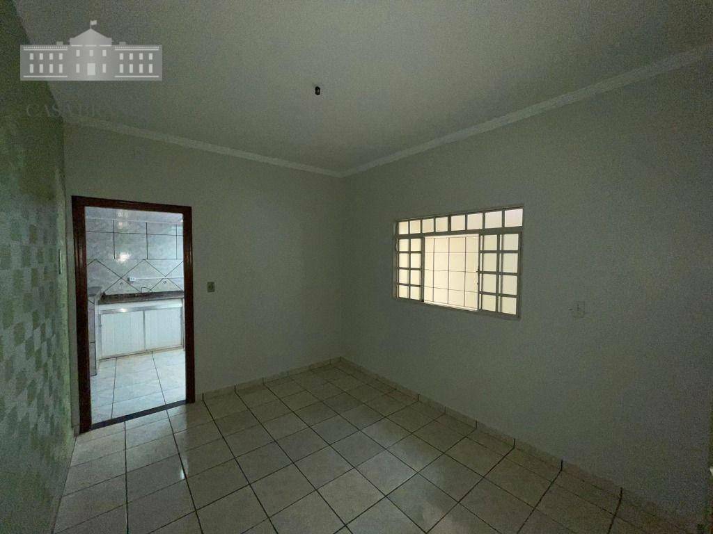 Casa à venda com 3 quartos, 182m² - Foto 16