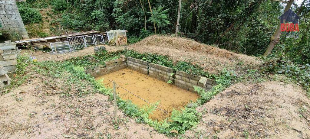 Terreno à venda, 840M2 - Foto 1