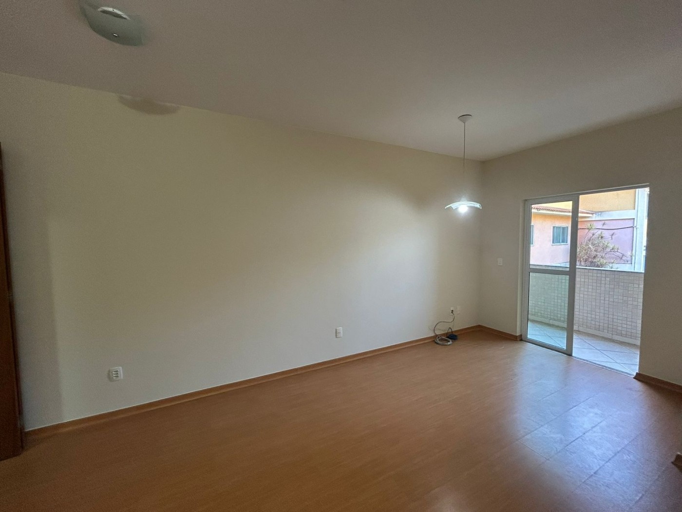 Apartamento para alugar com 2 quartos, 72m² - Foto 9