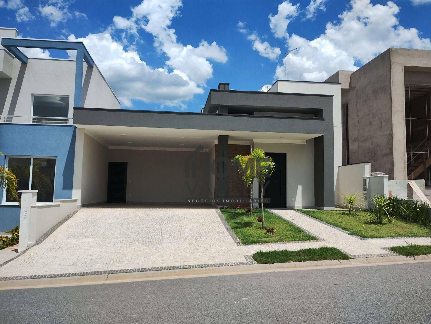 Casa de Condomínio à venda com 3 quartos, 195m² - Foto 2