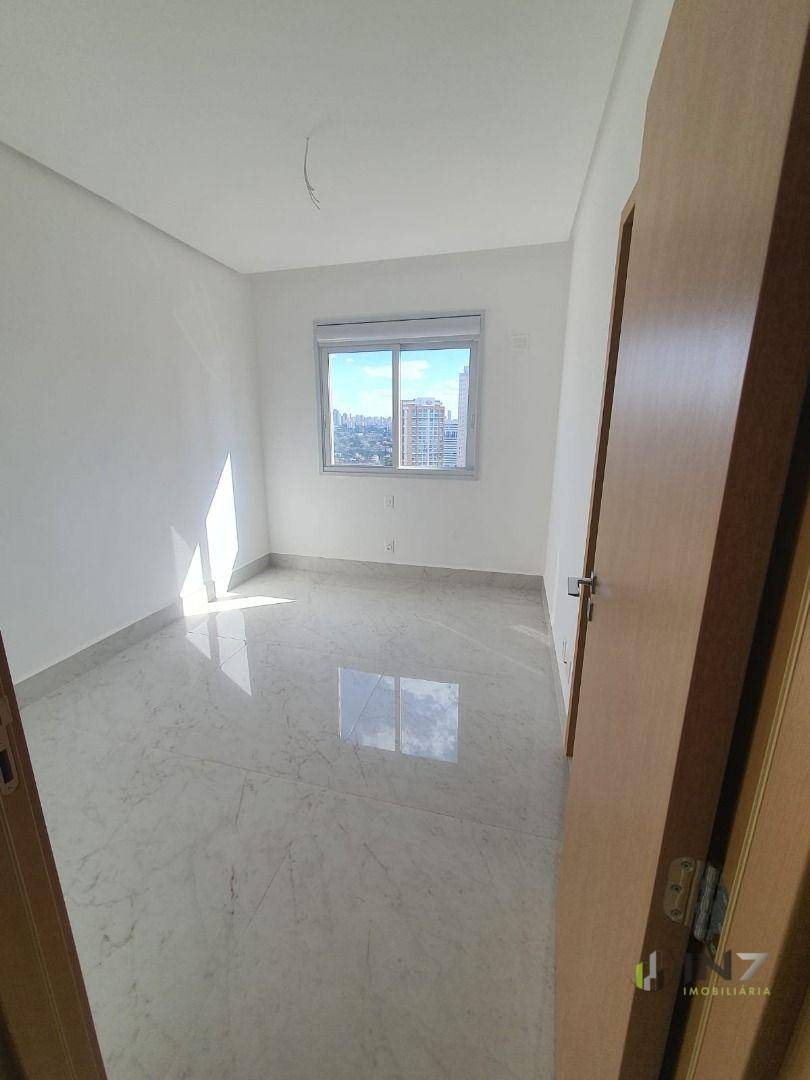 Apartamento à venda com 3 quartos, 177m² - Foto 9