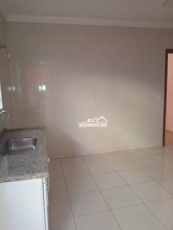 Casa à venda com 2 quartos, 114m² - Foto 10