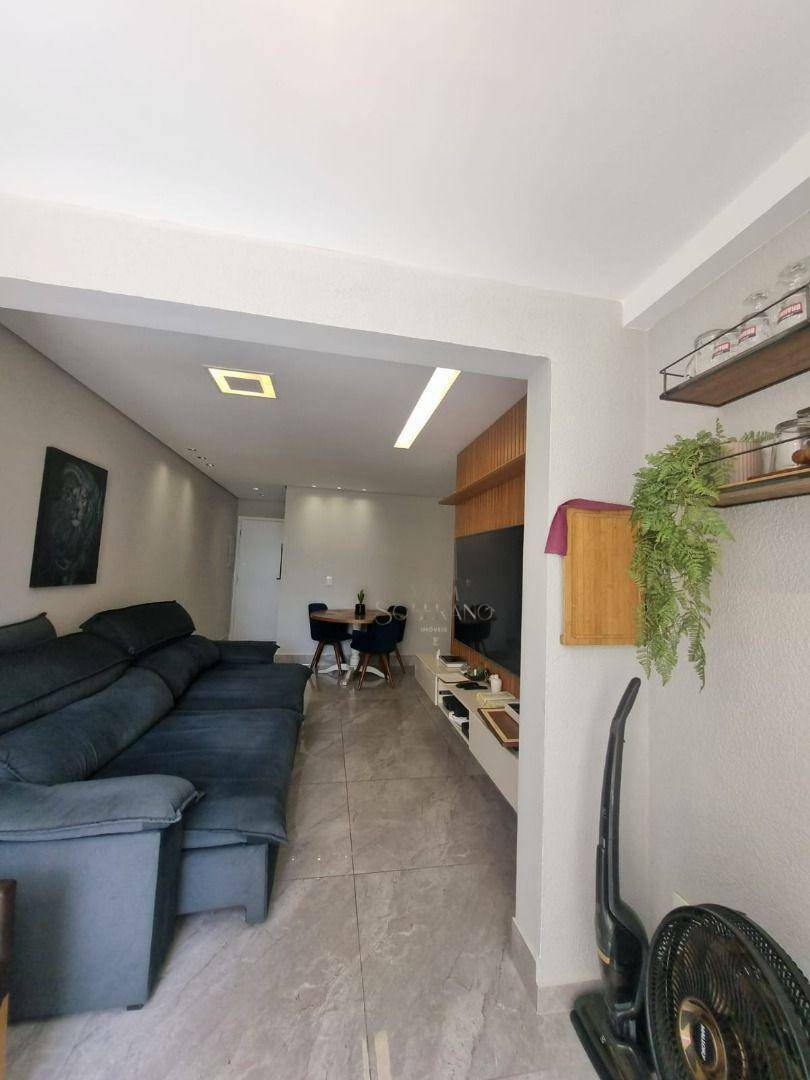 Apartamento à venda com 2 quartos, 75m² - Foto 6