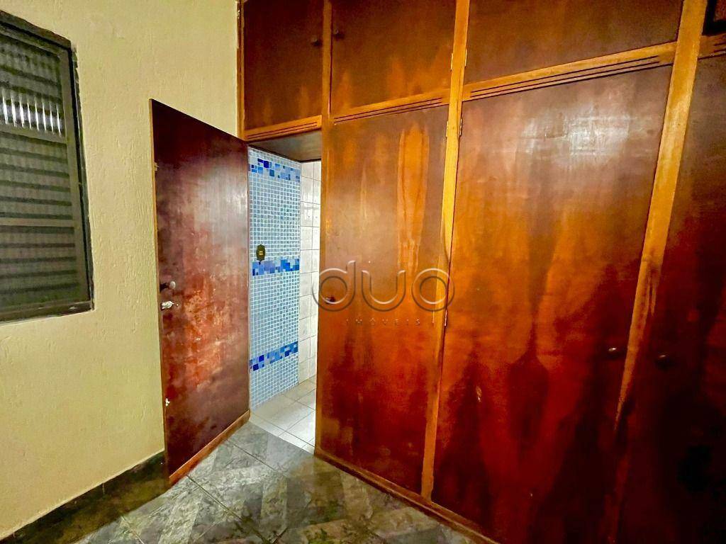 Casa à venda com 3 quartos, 231m² - Foto 21