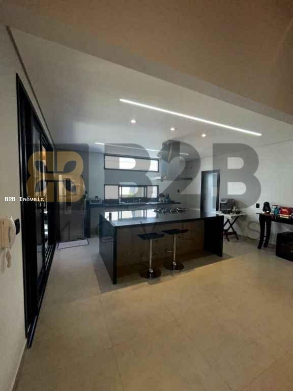 Casa de Condomínio à venda com 3 quartos, 285m² - Foto 14