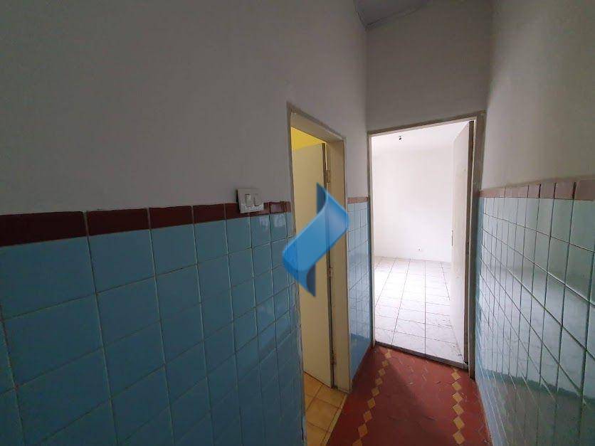 Casa à venda com 2 quartos, 90m² - Foto 11