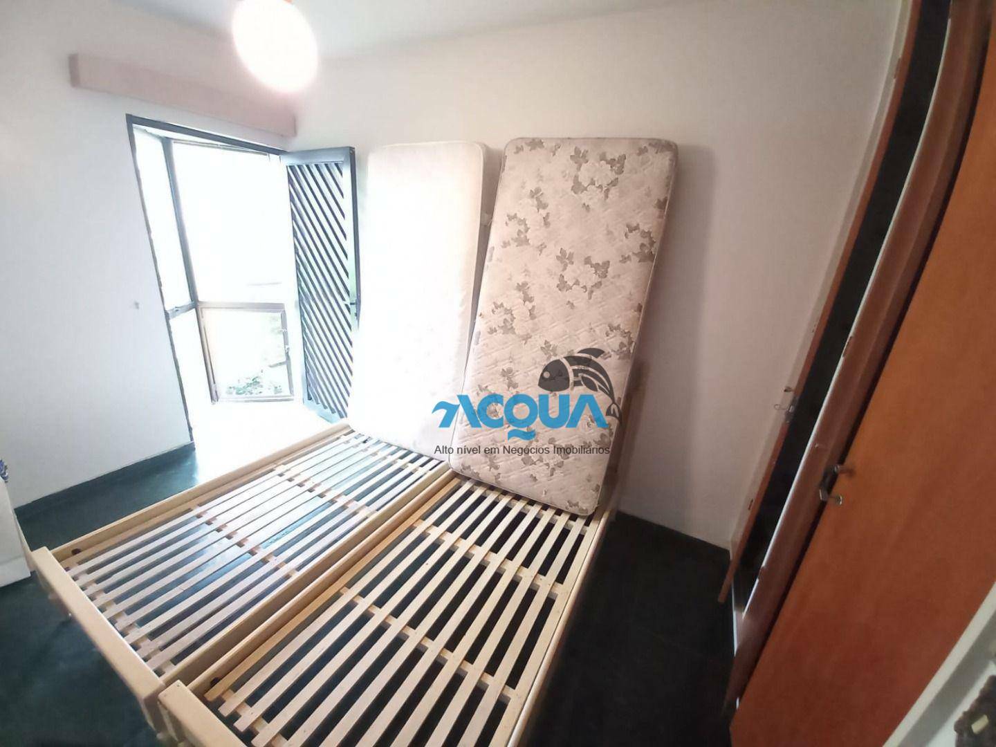 Apartamento à venda com 4 quartos, 145m² - Foto 8