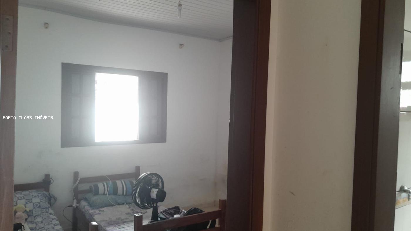 Casa à venda com 2 quartos, 300m² - Foto 5