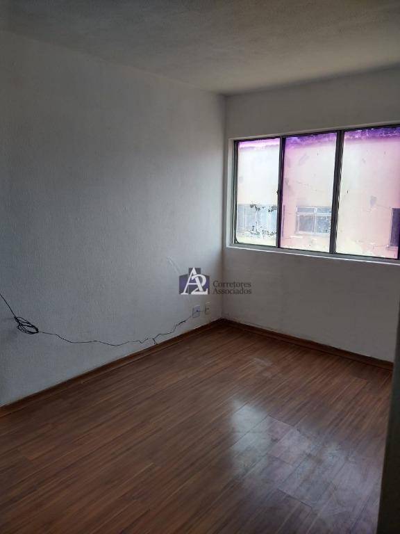 Apartamento à venda com 2 quartos, 60m² - Foto 4