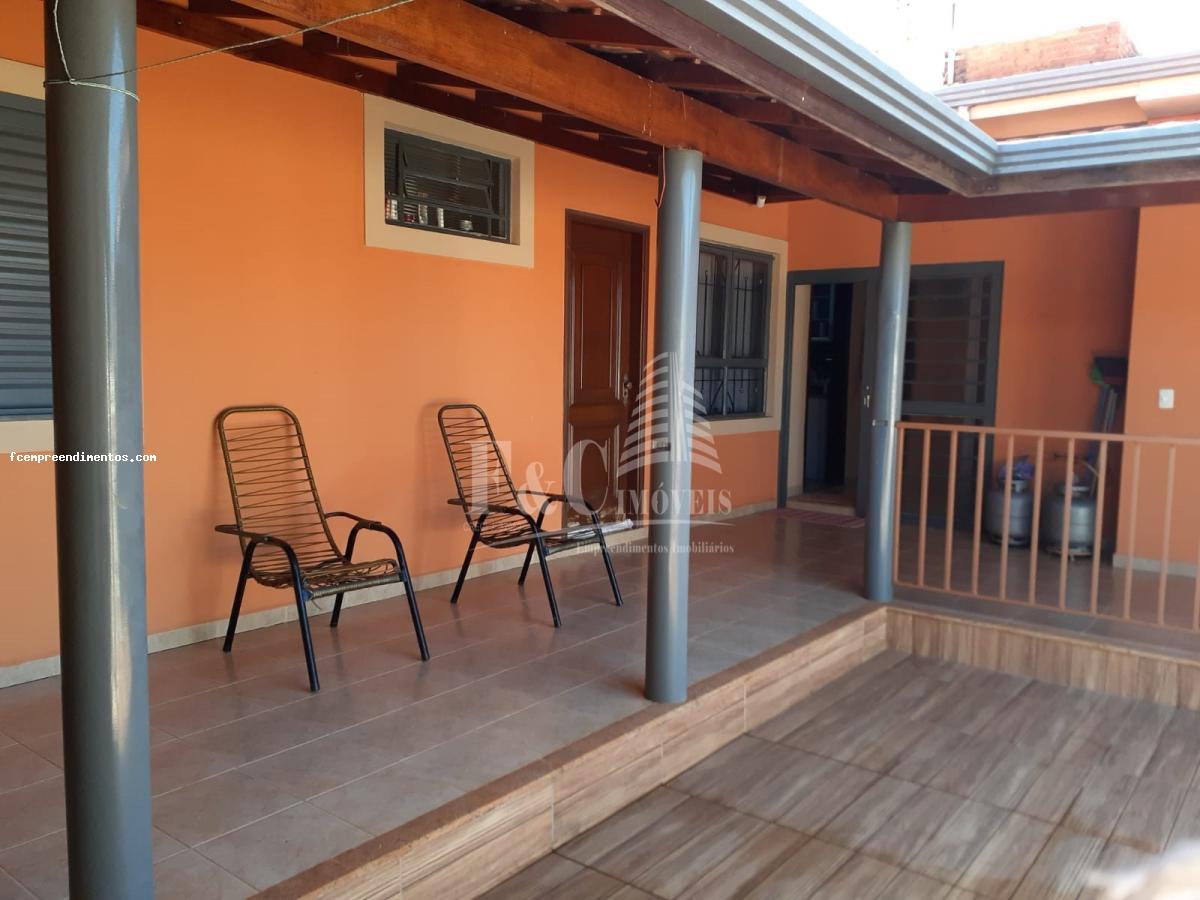 Casa à venda com 3 quartos, 250m² - Foto 15