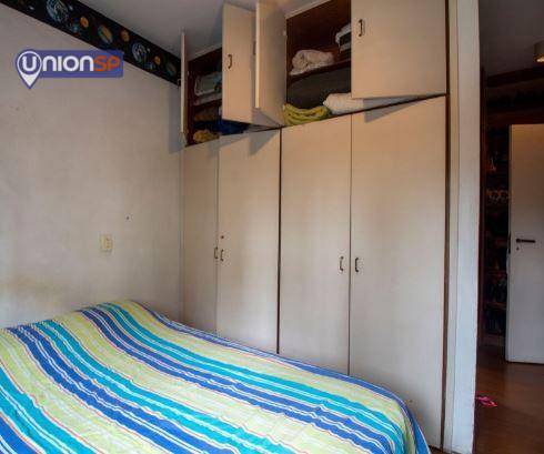 Apartamento à venda com 4 quartos, 196m² - Foto 18