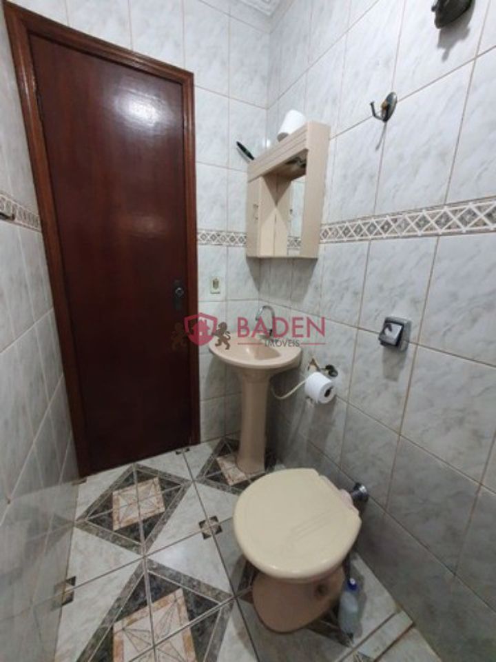 Casa à venda com 3 quartos, 150m² - Foto 8