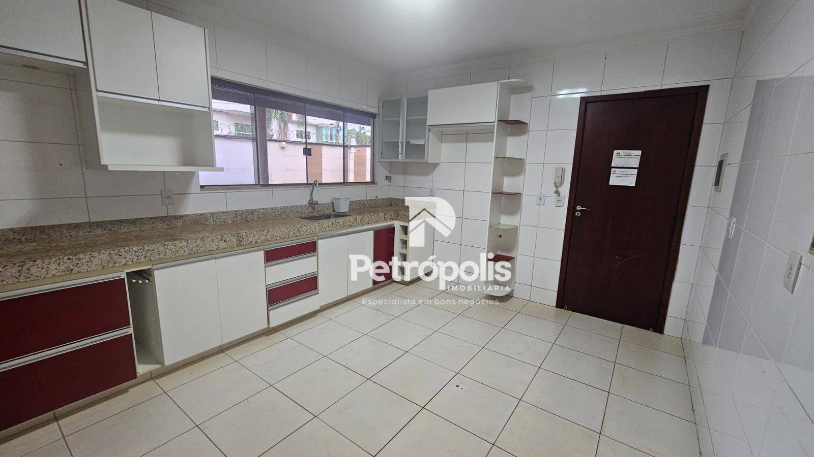 Sobrado à venda com 5 quartos, 260m² - Foto 8