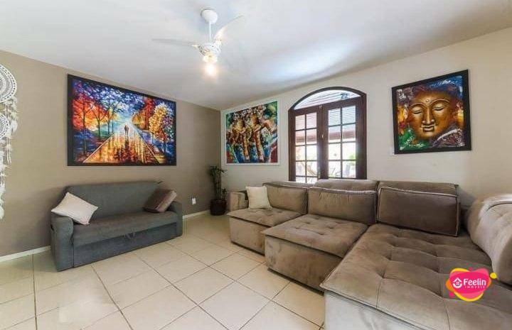 Casa à venda com 4 quartos, 300m² - Foto 3