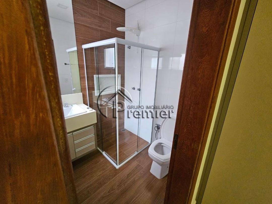 Casa de Condomínio para alugar com 3 quartos, 189m² - Foto 17
