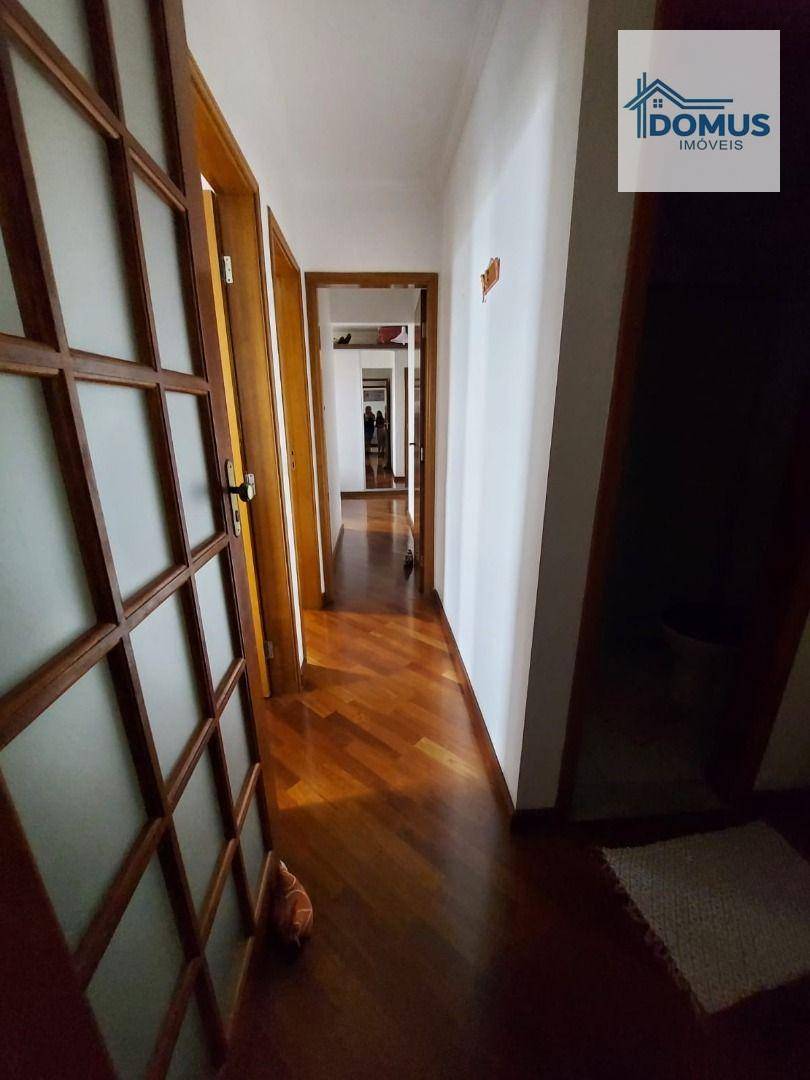 Apartamento à venda com 3 quartos, 84m² - Foto 2