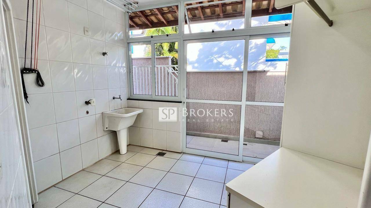 Casa de Condomínio à venda com 3 quartos, 217m² - Foto 17