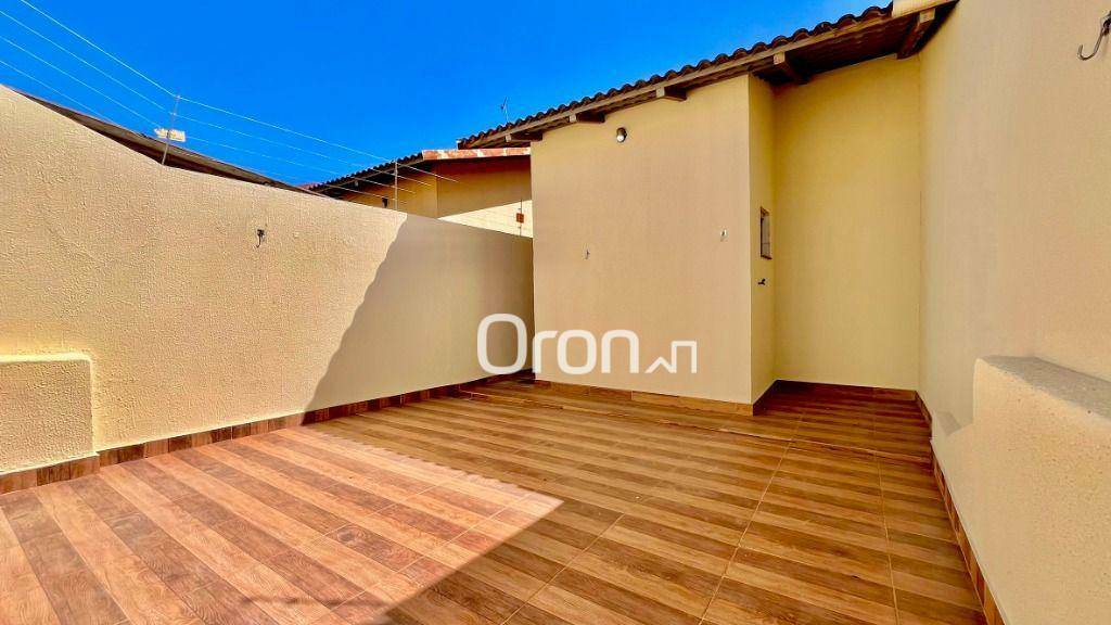 Casa à venda com 2 quartos, 74m² - Foto 13