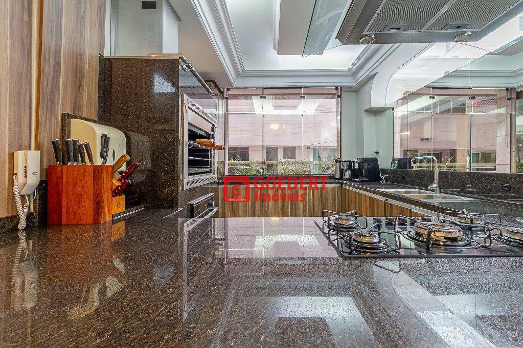 Apartamento para alugar com 3 quartos, 118m² - Foto 21