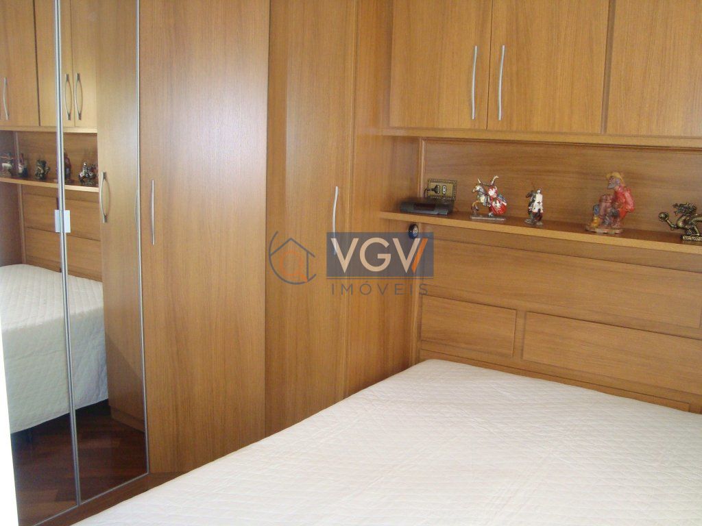 Apartamento à venda com 3 quartos, 70m² - Foto 3