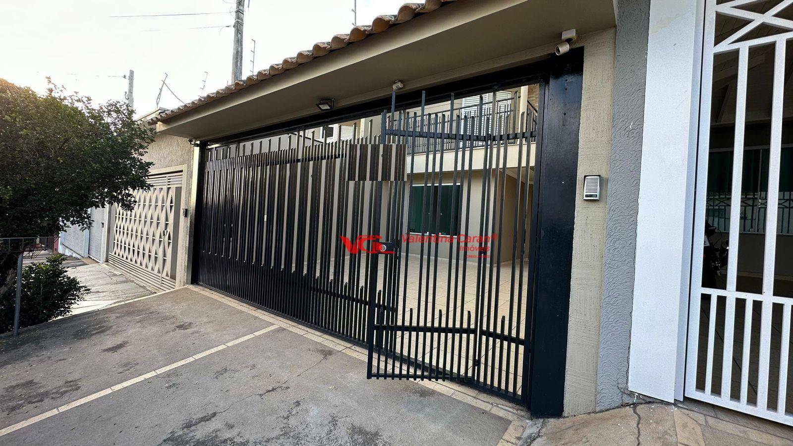 Sobrado à venda com 3 quartos, 123m² - Foto 1