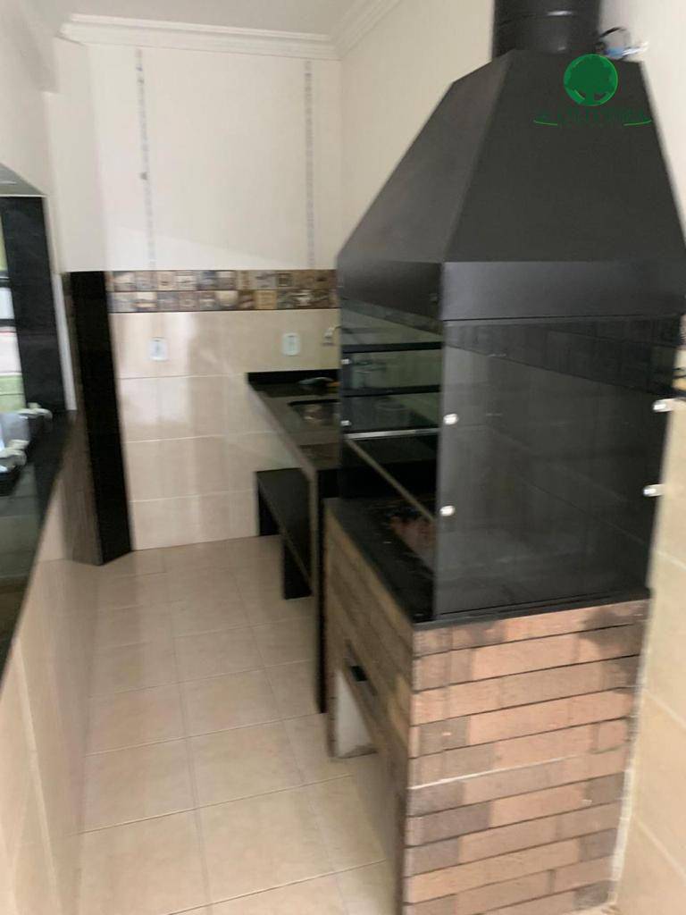 Sobrado à venda com 3 quartos, 291m² - Foto 3