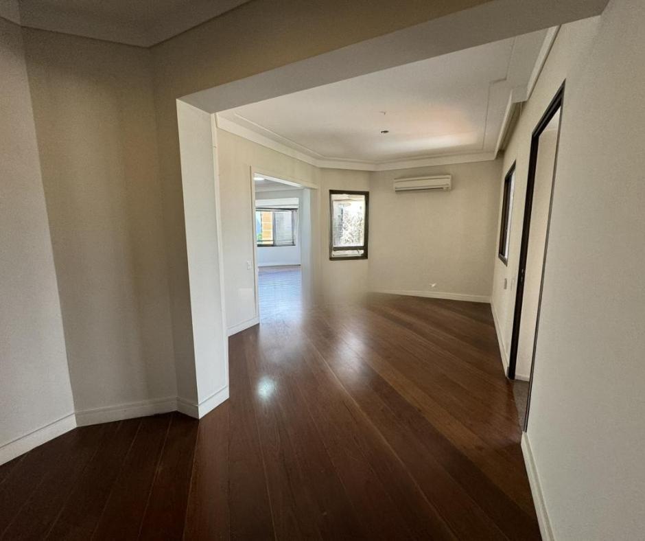 Apartamento à venda com 4 quartos, 226m² - Foto 19