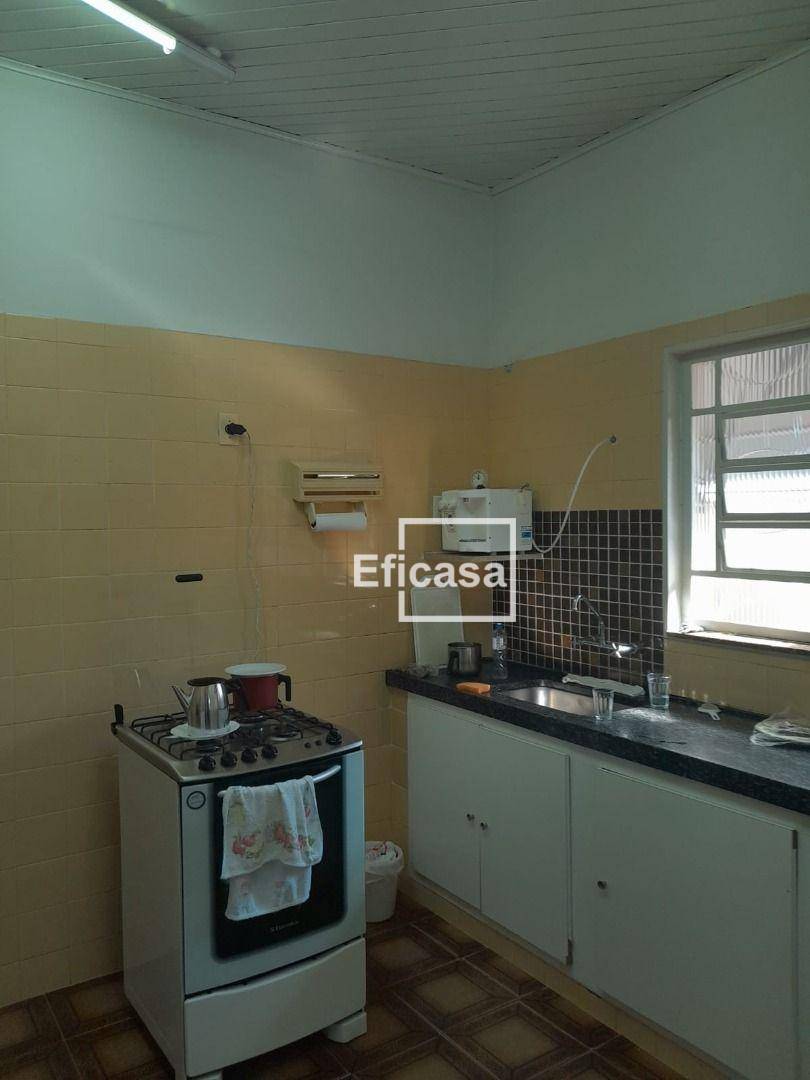 Casa à venda com 3 quartos, 150m² - Foto 8