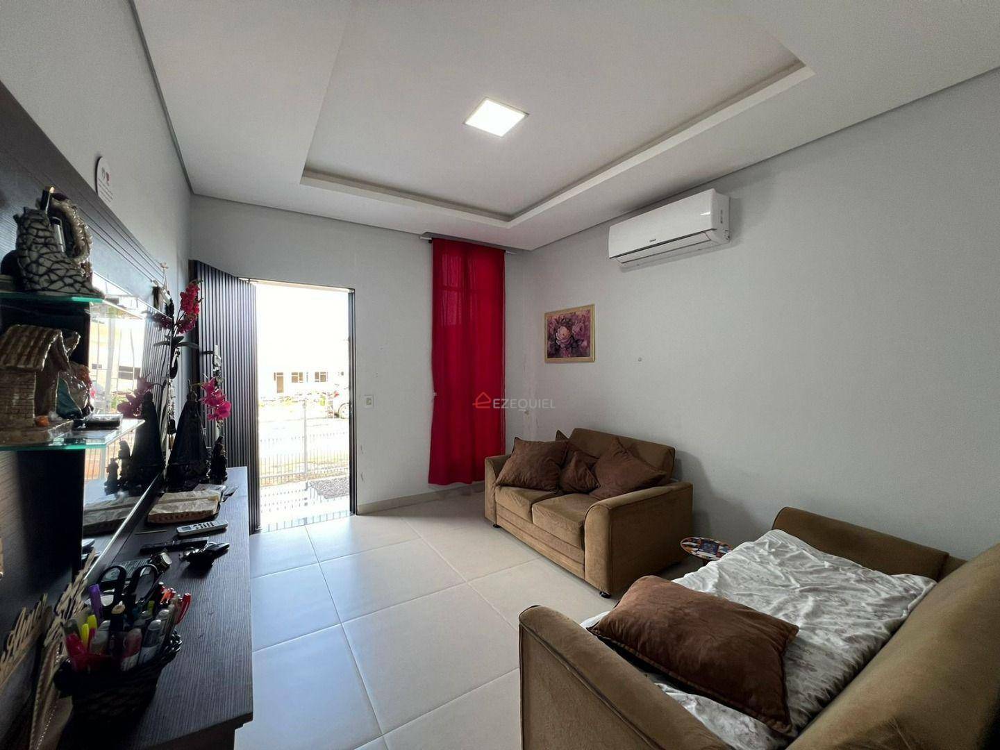 Casa à venda com 2 quartos, 84m² - Foto 5