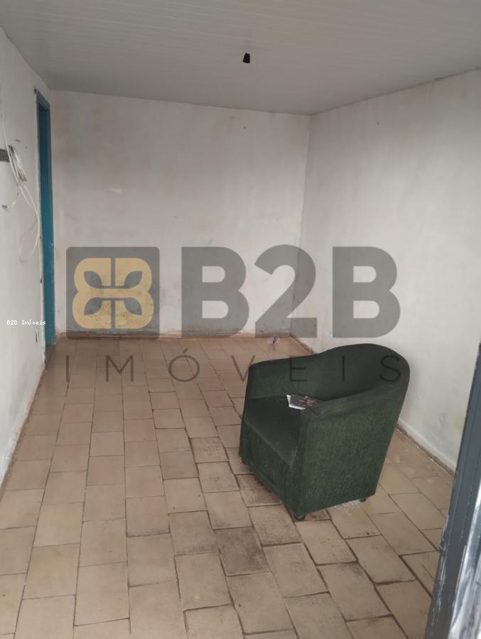 Casa à venda com 3 quartos, 200m² - Foto 12