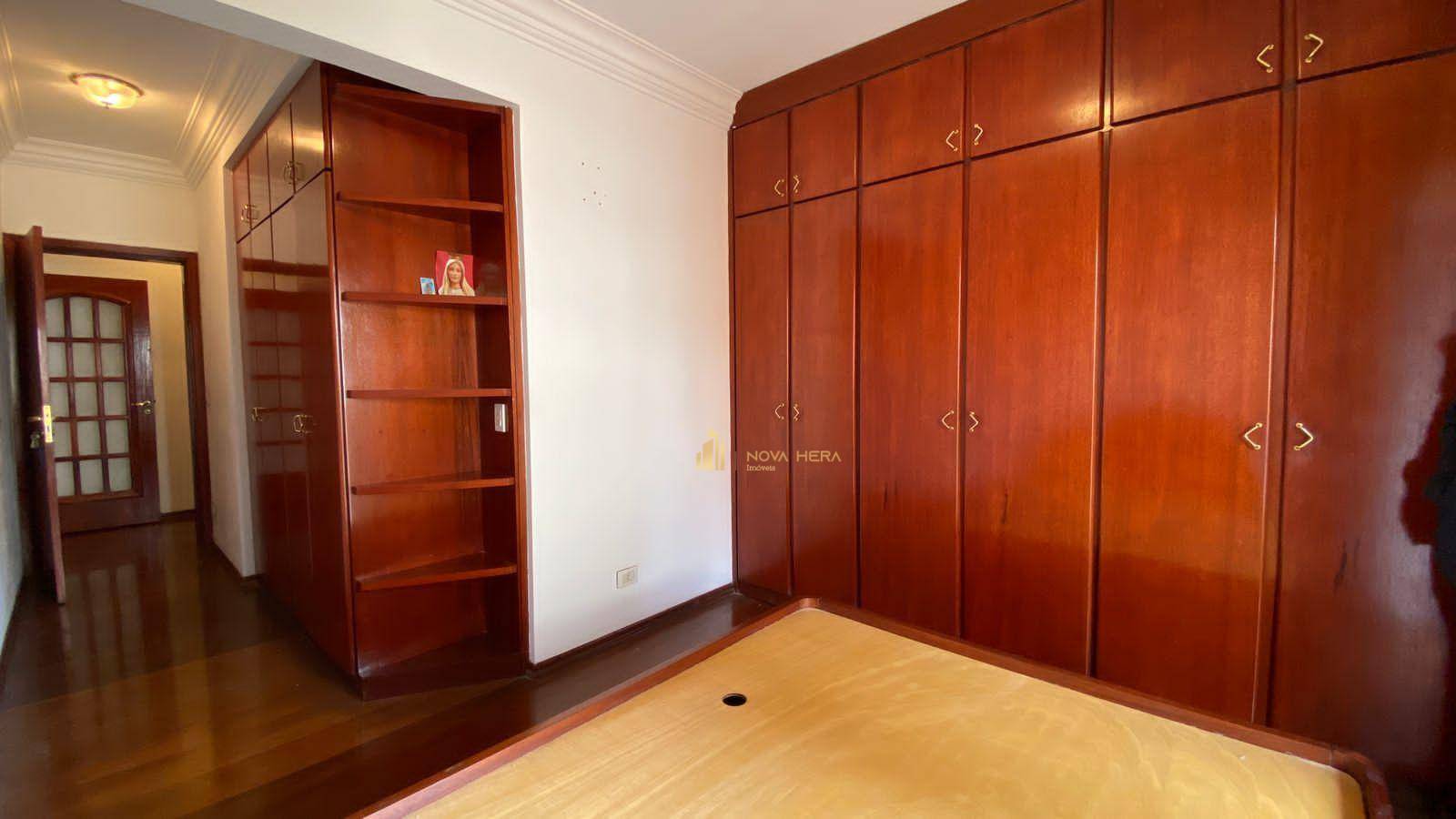 Apartamento à venda com 3 quartos, 130m² - Foto 12