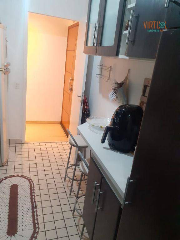 Apartamento à venda com 3 quartos, 63m² - Foto 17