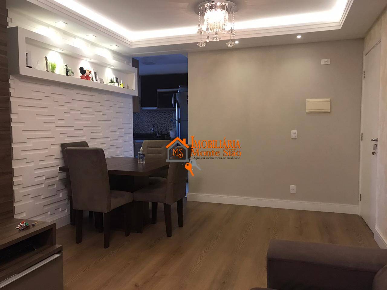 Apartamento à venda com 3 quartos, 76m² - Foto 1