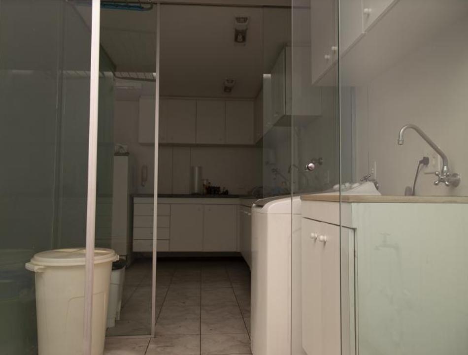 Casa à venda com 4 quartos, 200m² - Foto 5