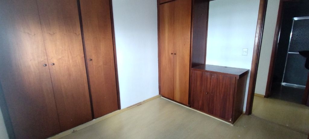 Apartamento à venda com 2 quartos, 72m² - Foto 10