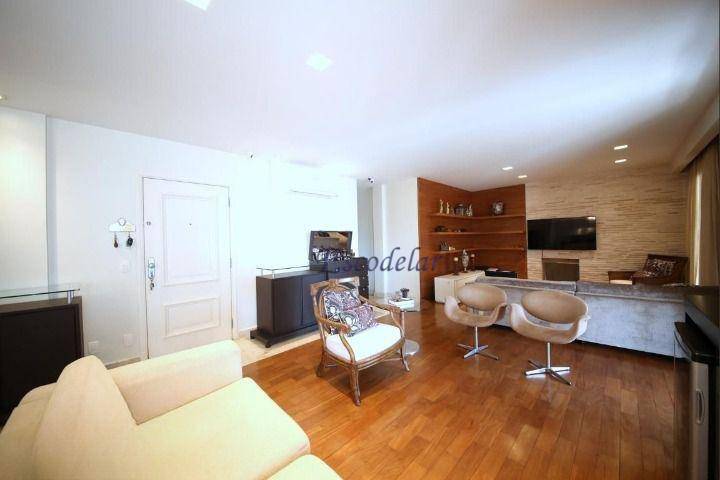 Apartamento à venda com 4 quartos, 252m² - Foto 3