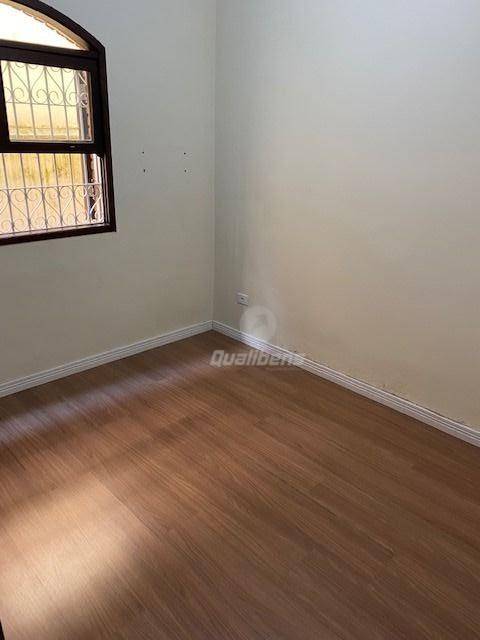 Casa para alugar com 3 quartos, 200m² - Foto 9