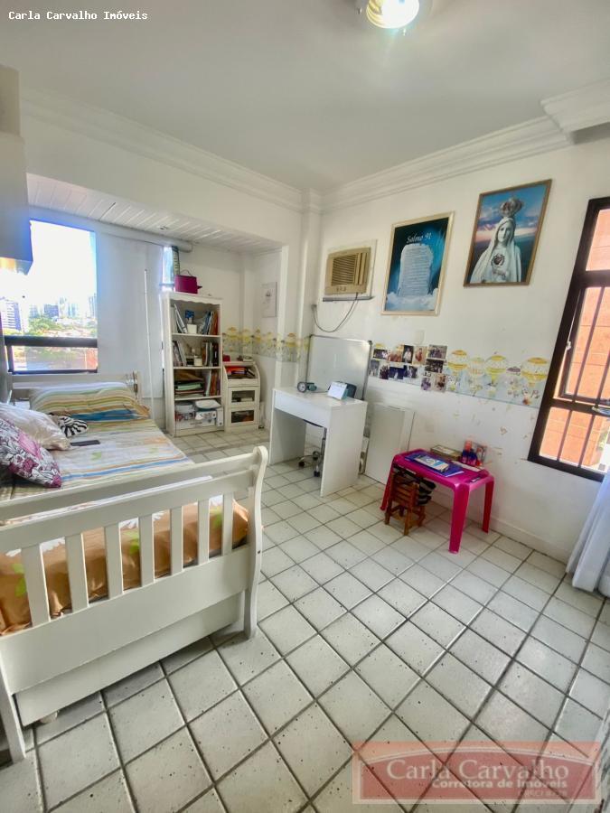 Apartamento à venda com 4 quartos, 197m² - Foto 10