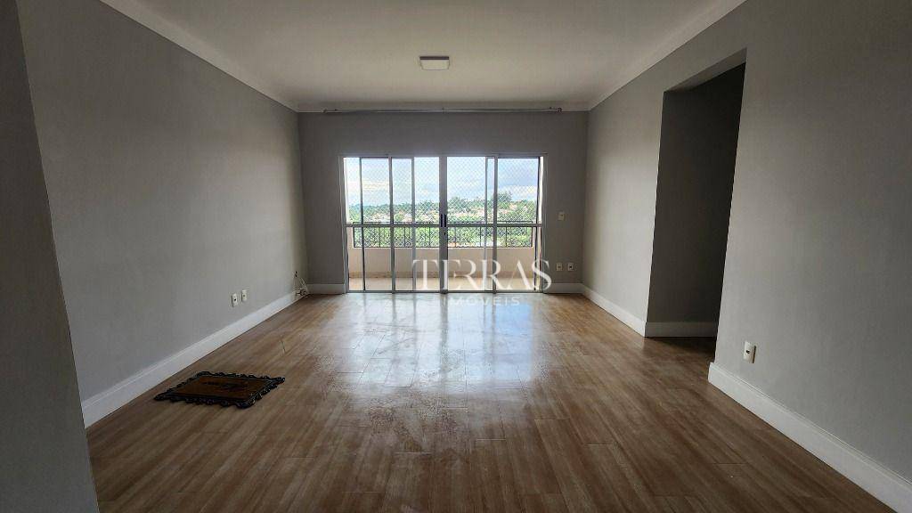 Apartamento à venda com 3 quartos, 134m² - Foto 2