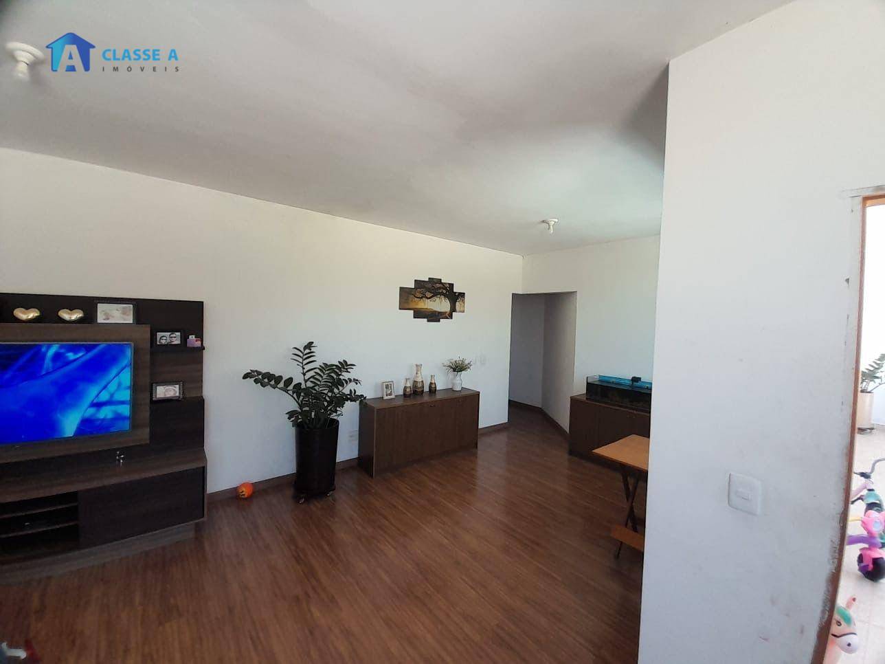 Casa à venda com 5 quartos, 175m² - Foto 56