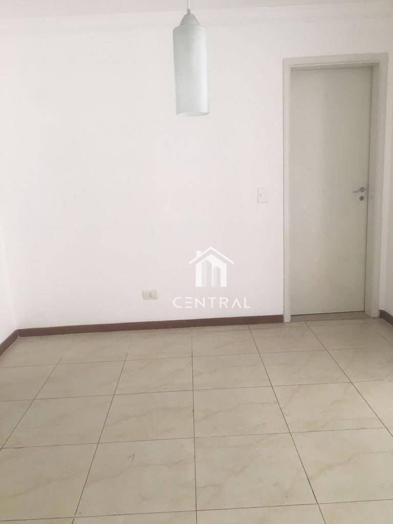 Apartamento para alugar com 3 quartos, 110m² - Foto 5