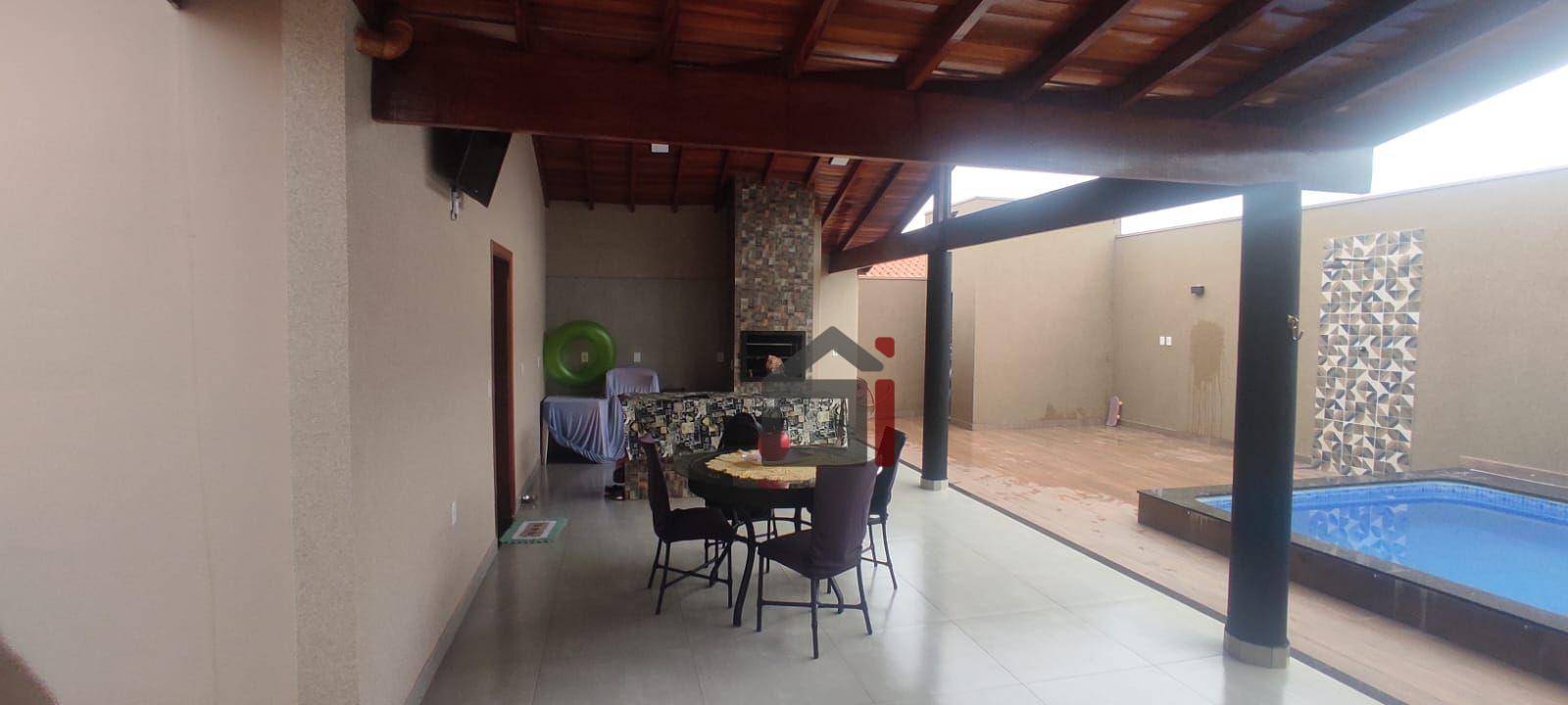 Casa à venda com 3 quartos, 189m² - Foto 6