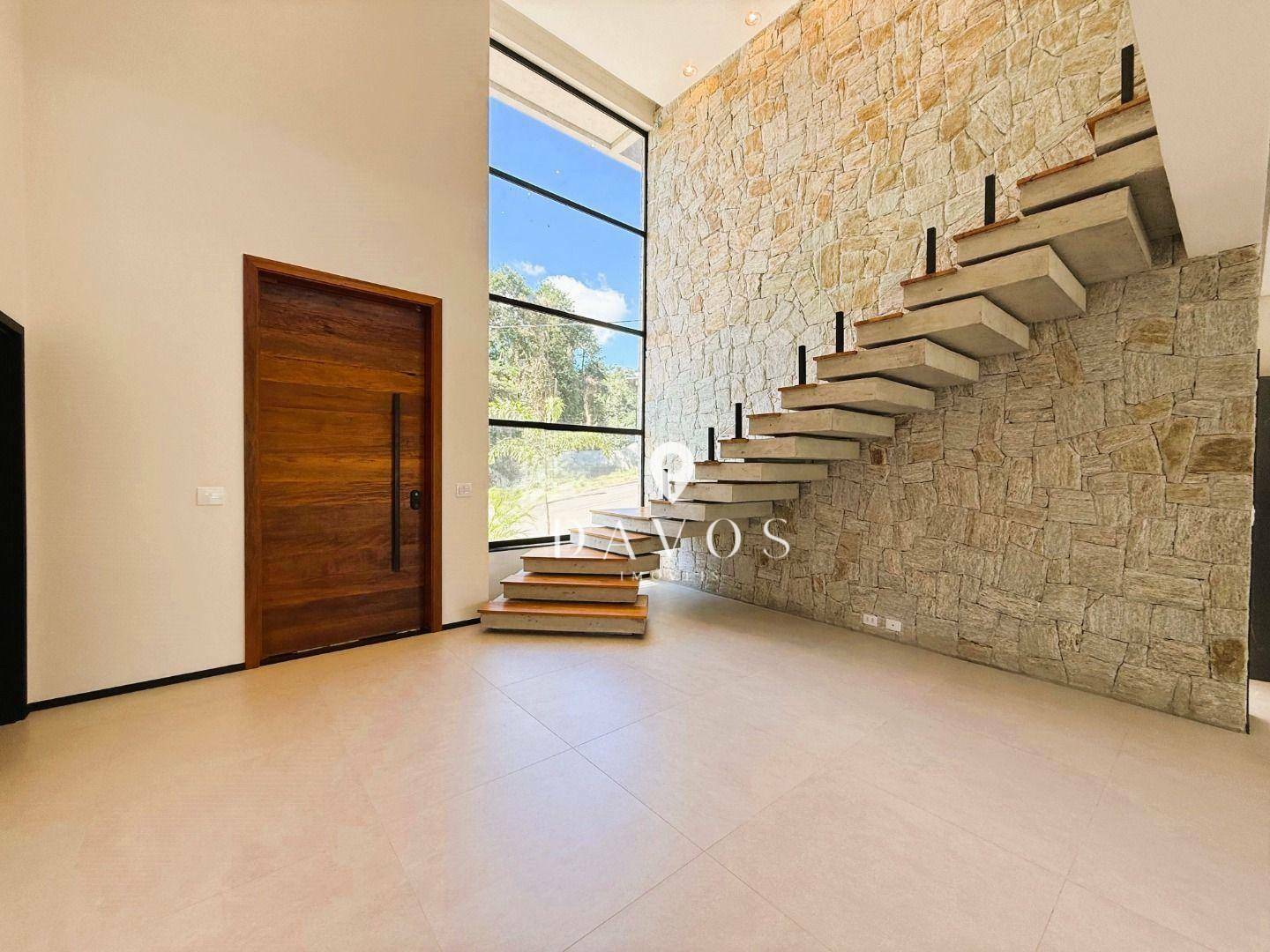 Sobrado à venda com 4 quartos, 310m² - Foto 4