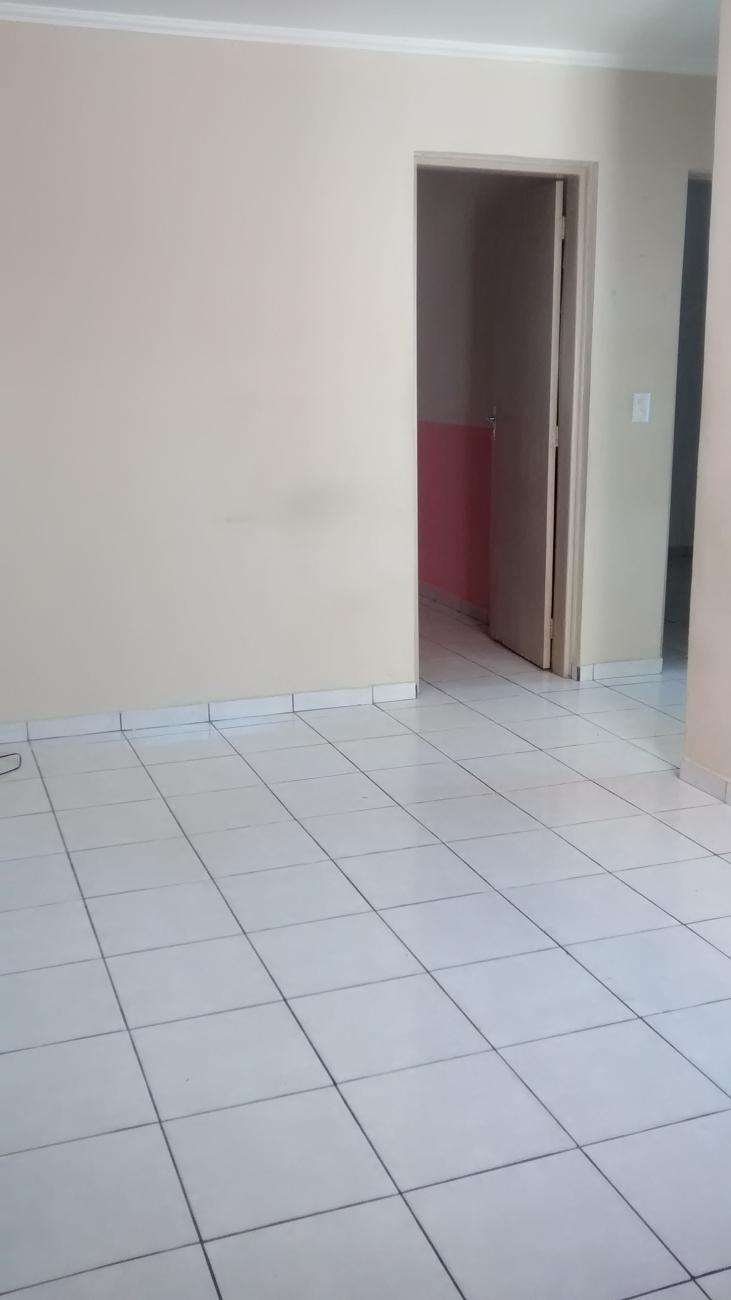 Apartamento à venda com 2 quartos, 45m² - Foto 3