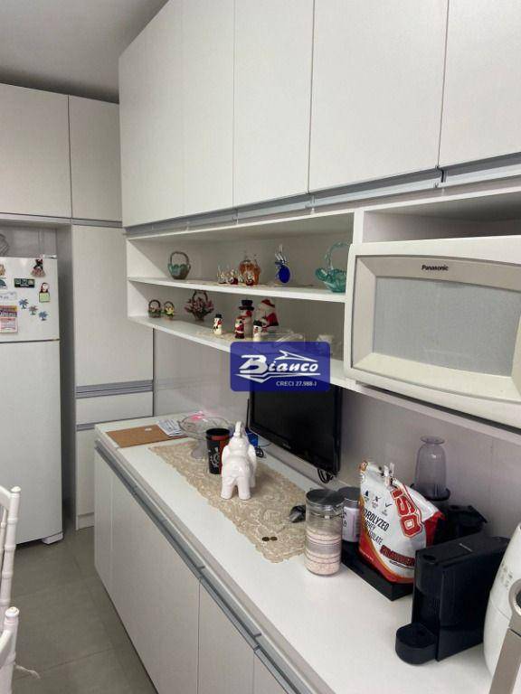 Apartamento à venda com 3 quartos, 94m² - Foto 21